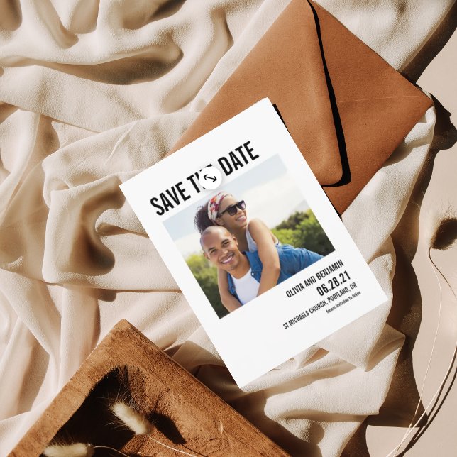 Cartão Postal chic tipografia ousada moderna salvar a data (Criador carregado)