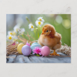 Cartão Postal Chicken stands beside an Easter nest with eggs