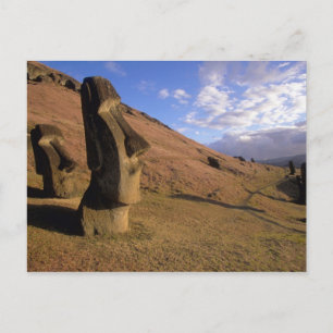 Cartão Postal Chile, Ilha de Páscoa. Encosta com Moai