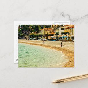 Cartão Postal Cidade praiana arenosa vintage casas e árvores à b