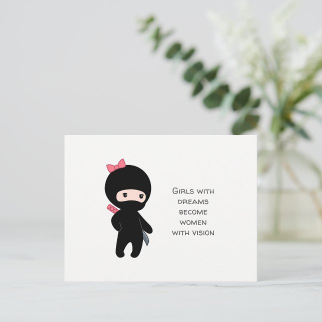 Cartão Postal Citação da Menina Ninja Tiny (Em pé/Frente)