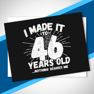 Cartão Postal Citação engraçada de aniversário de 46 anos Sarcás