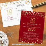 Cartão Postal Classe Reunion Red Dourada Stars Luz A Qualquer An<br><div class="desc">Convite postal de reunião de classe moderna e elegante para qualquer reunião de ano (mostrada para 10 anos) com estrelas e luzes douradas, tipografia elegante de script manuscrito e um fundo de cores personalizado (mostrado em vermelho) que você pode mudar para a cor da sua escola ou para a cor...</div>