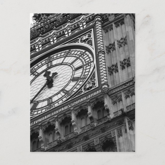 Cartão Postal Close up on Big Ben in black and white (Frente)