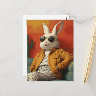 Cartão Postal Coelho Branco Adorável em um Sofá