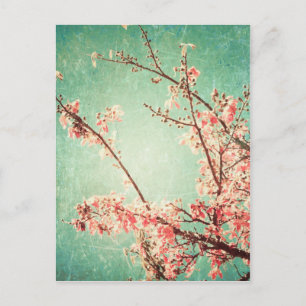 Cartão Postal Colheita elegante vestida de madeira e flor de cer
