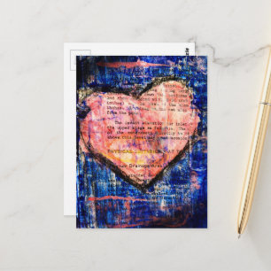 Cartão Postal Coração Rosa Bonito em Colagem de Mídia Mista Azul