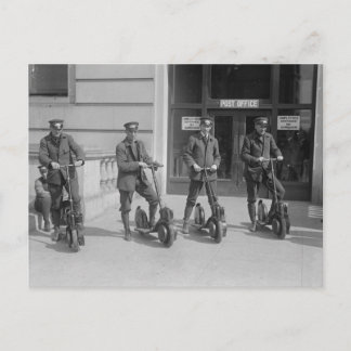 Cartão Postal Correio por Patinete