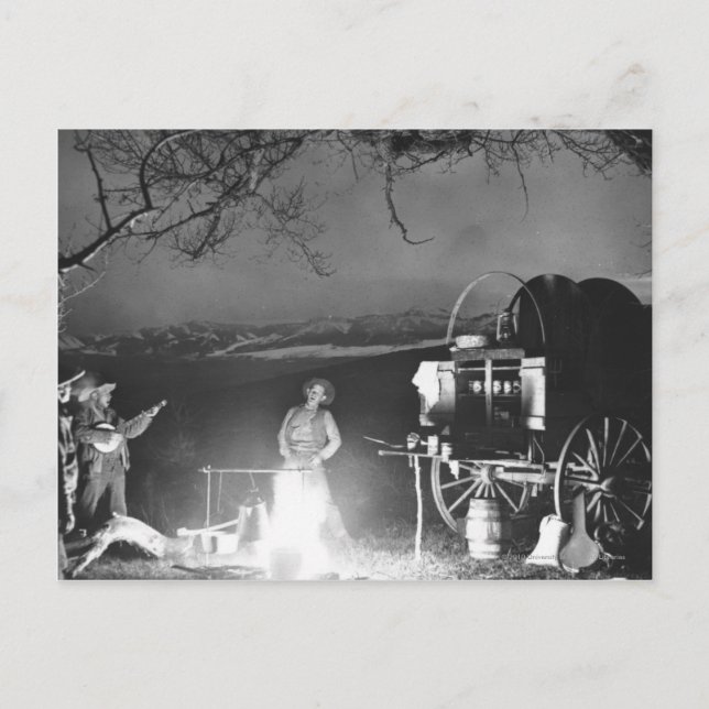 Cartão Postal Cowboys tocando e cantando ao redor de uma fogueir (Frente)