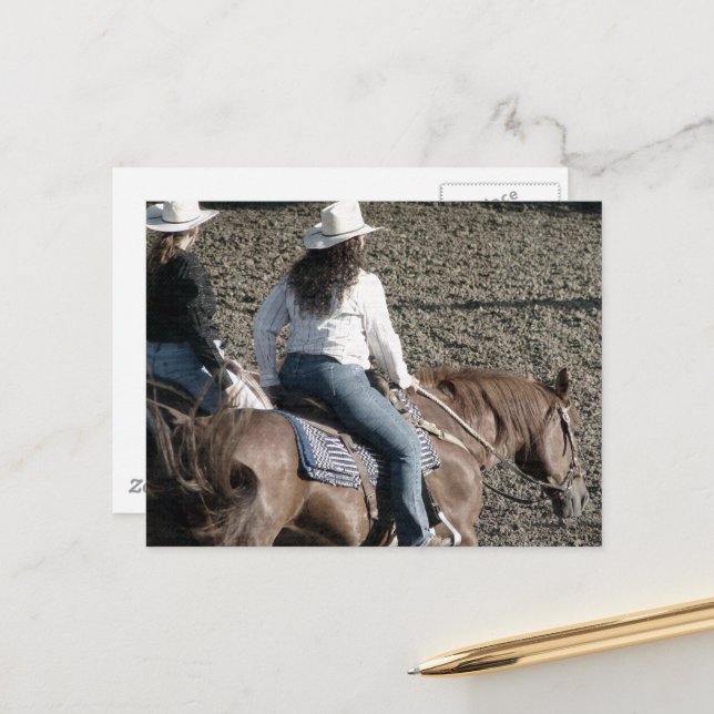 Cartão Postal Cowgirls on a Rodeo Horses (Frente/Verso In Situ)