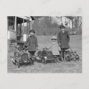 Cartão Postal Crianças com carros de pedal, 1924