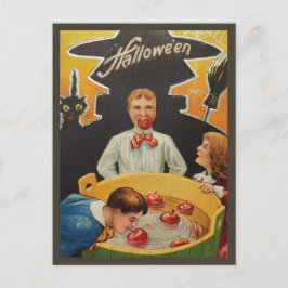 Cartão Postal Crianças com Maçã - Halloween Vintage