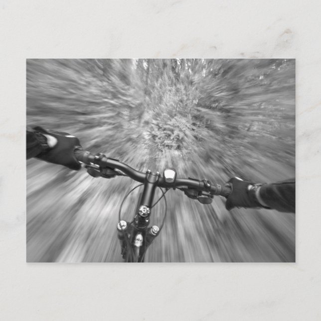 Cartão Postal Cruzando uma seção buff de uma única pista (Frente)