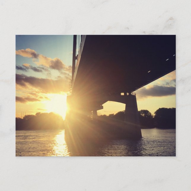 Cartão Postal cruzeiro do pôr do sol do rio mississippi (Frente)