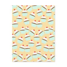 Cupcake De Chocolate Com Creme E Cereja No Topo