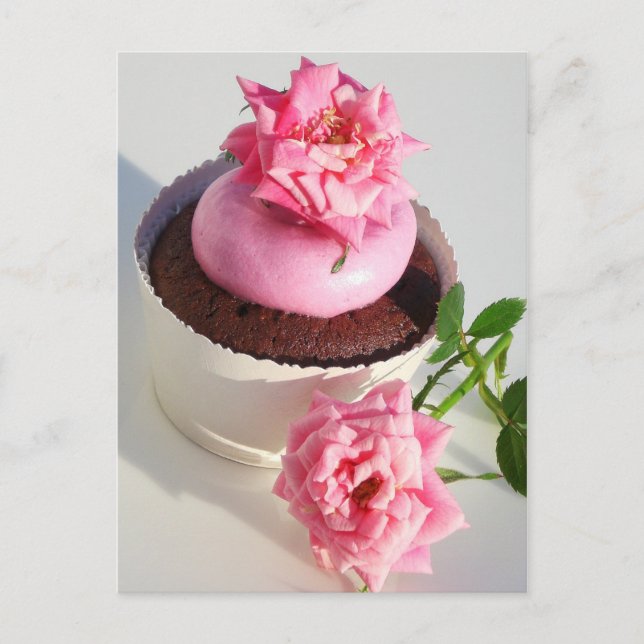 Cartão Postal Cupcake de chocolate com rosa rosa (Frente)