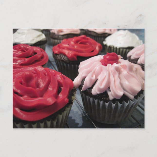 Cartão Postal Cupcakes Vermelho e Rosa (Frente)