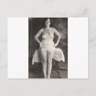 Cartão Postal Curvy Tattoooed