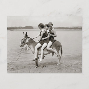 Cartão Postal Damas na praia de Arlington, 1924