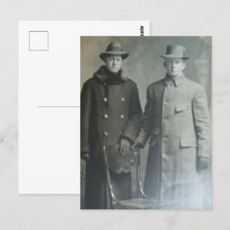 Cartão Postal Dapper Brothers in Overcoats RPPC Foto B&W