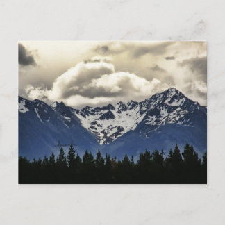Cartão postal das Montanhas Snowy no lago Tekapo N