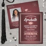 Cartão Postal De Anúncio 1 Foto Borgonha e Graduação Rosa Salvar a Data<br><div class="desc">Compartilhe as notícias alegres da sua próxima festa de formatura, assim como uma foto favorita com esta elegante folha de ouro burgundy e falso rosa, salve os convites para cartões postais de data. Foto e texto são simples de personalizar. (DICA DE IMAGEM: Uma maneira fácil de centralizar uma foto exatamente...</div>