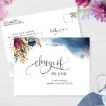Cartão Postal De Anúncio Adiamento / Mudança do Casamento Místico dos Plano<br><div class="desc">Cartão postal com delicada cor d'água e detalhes florais coordenando nossos convites para casamento do Jardim Místico Celestial. Sinta-se livre para adaptar e mudar nossa mensagem de acordo com suas necessidades de data, adiamento ou cancelamento, nossa mensagem é simplesmente um exemplo. Parte da nossa coleção "Mystic Garden Celestial" com uma...</div>