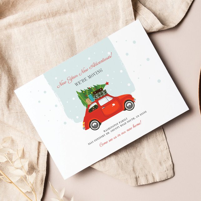 Cartão Postal De Anúncio Aventuras de Ano Novo Estamos Movendo Novo Endereç (Holiday Moving Announcement Postcard)