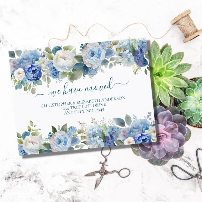 Cartão Postal De Anúncio Azul Branco Floral Flores Script Móvel  (Criador carregado)