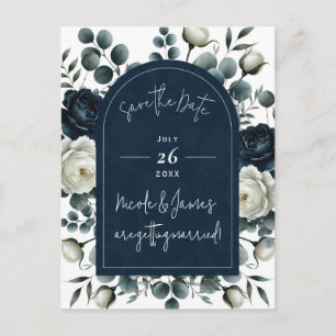 Cartão Postal De Anúncio Azul Escuro e Branco Moderno Save Date com Flora e