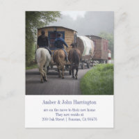 Caravana Engraçada E Cavaleiros Em Movimento