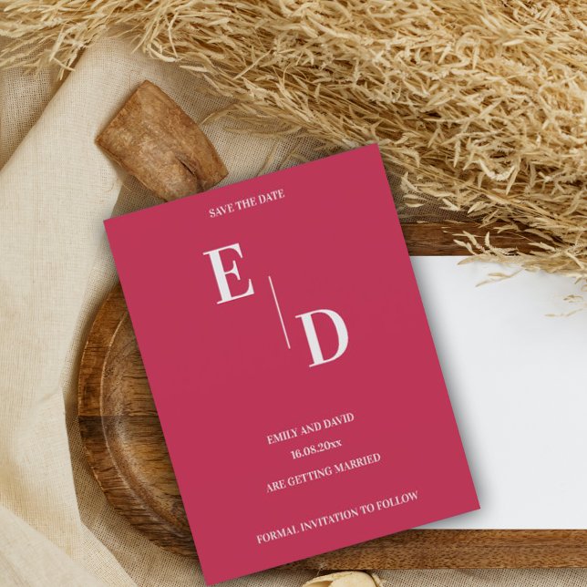 Cartão Postal De Anúncio Casamento Magenta Moderno Monograma Salvar A Data (Criador carregado)