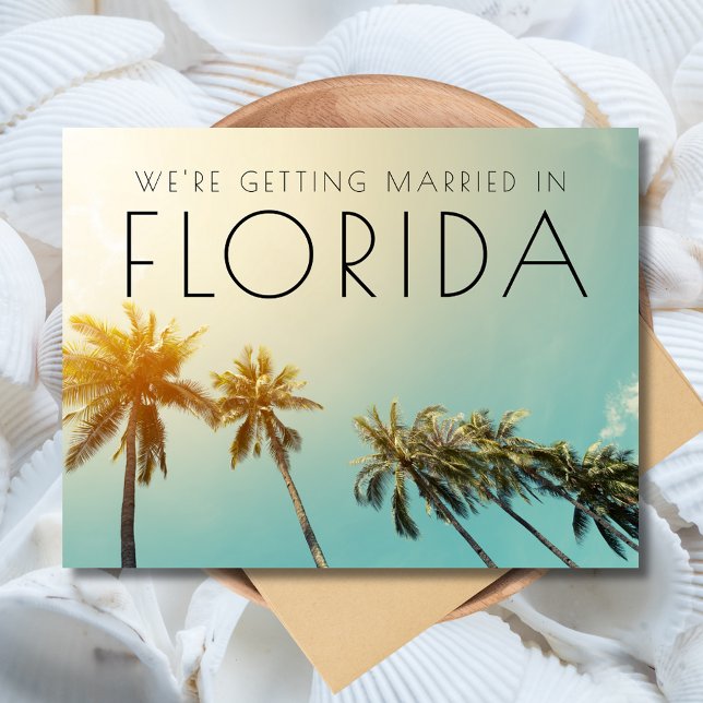 Cartão Postal De Anúncio Casamento na Praia com Orçamento Florida Economize (Florida Budget Beach Wedding Save the Date)