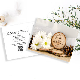 Cartão Postal De Anúncio Casamento Rustic White Daisy Woodland Salve a Data