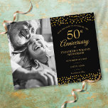 Cartão Postal De Anúncio Corações Dourados do 50º aniversário Salvem a data<br><div class="desc">Apresentando delicados corações de ouro confete em um fundo preto. Você pode personalizar com sua foto especial e comemoração de cinquenta anos do ouro,  salvar os detalhes da data na elegante tipografia moderna. Projetado por Thisnotme©</div>