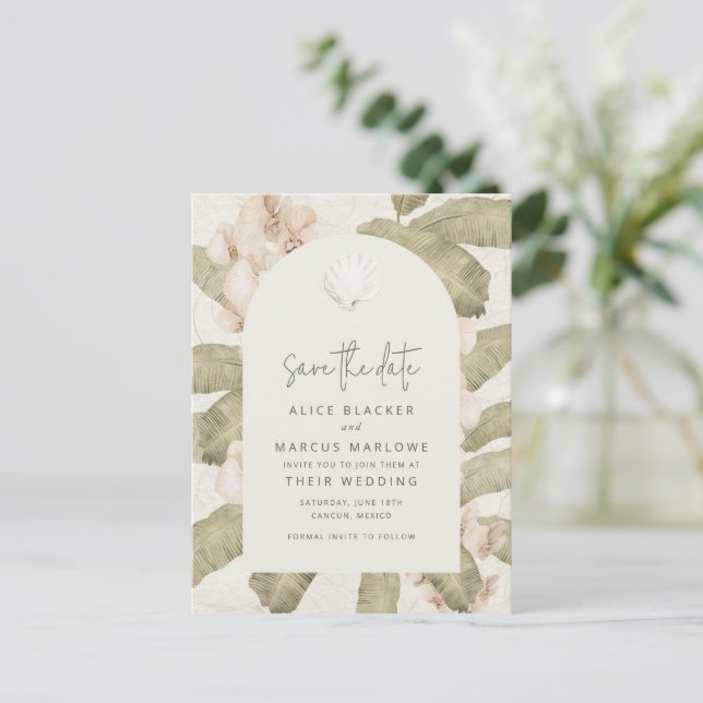 Cartão Postal De Anúncio Elegant Tropical Beach Wedding Save the Date (Em pé/Frente)
