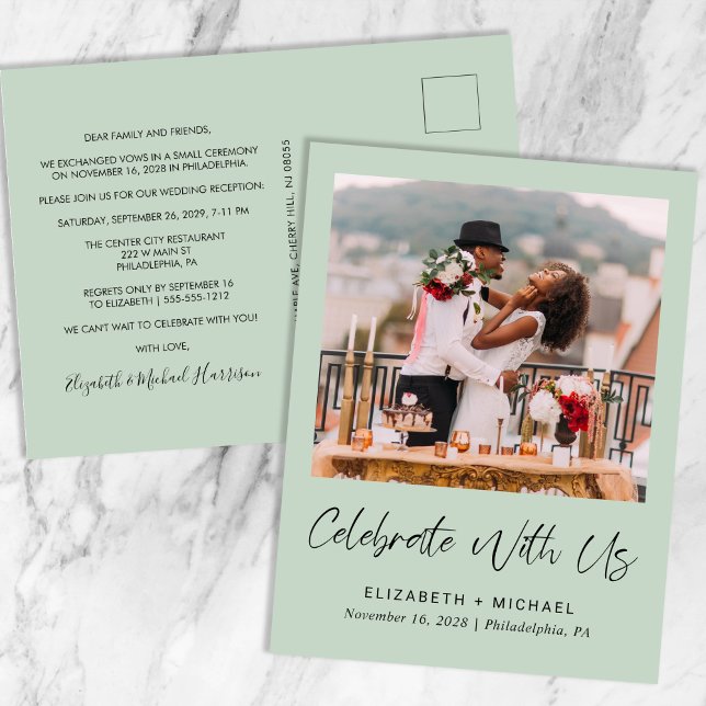 Cartão Postal De Anúncio Elegante Recepção de Casamento em Verde Sage em Fo (Criador carregado)