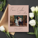 Cartão Postal De Anúncio Engraçado Casamento de Bolo Livre Foto Salvar Data<br><div class="desc">Este engraçado Bolo Livre e uma Foto de Casamento Salvem o Cartaz de Data é perfeito para casais que acreditam que risos são a melhor maneira de arrancar sua jornada de casamento. Capturando a essência da alegria e do capricho, este cartão postal apresenta uma mensagem deliciosa que certamente trará sorrisos:...</div>