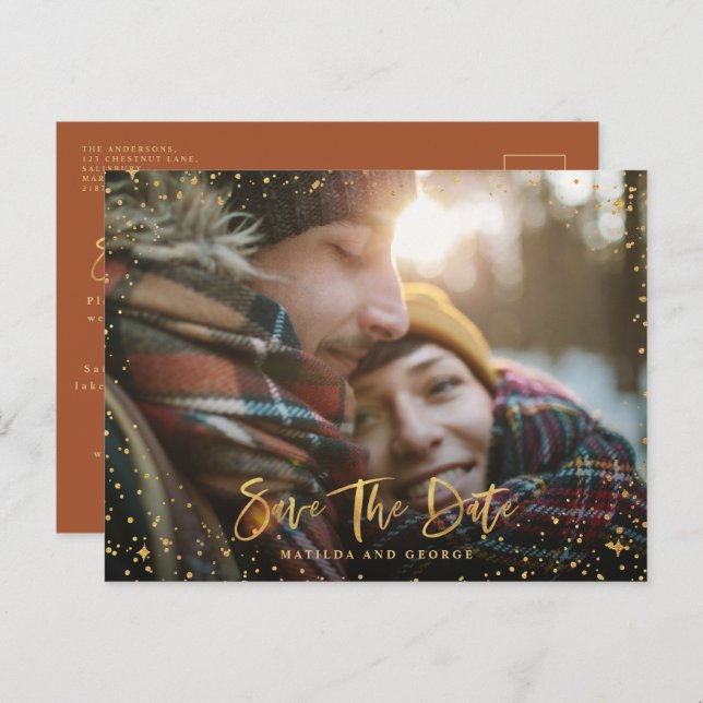 Cartão Postal De Anúncio Estrelas douradas script foto casamento moderno (Frente/Verso)