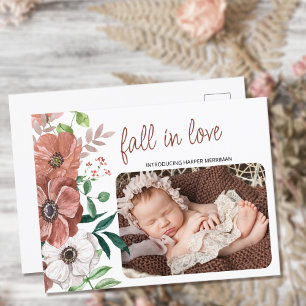 Cartão Postal De Anúncio Foto de Bebê Outono Flores Nascimento