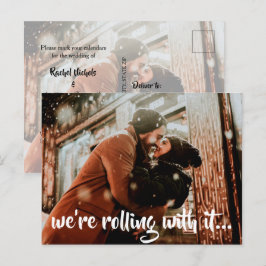 Cartão Postal De Anúncio Foto de Casamento de Script Branco Moderno Salvar 