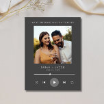 Cartão Postal De Anúncio Foto do player de música Casamento Salvar a Data<br><div class="desc">Aumente o volume de amor com o nosso Jogador de Música Foto Casamento Salve a Data! Projetado para casais que querem mostrar seu estilo único, este cartão moderno e lúdico apresenta um layout elegante para tocadores de música e a mensagem: "Estamos pressionando o play para sempre." Personalize-o com a sua...</div>