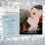 Cartão Postal De Anúncio Foto do Script de Flocos de Neve do inverno Salvar<br><div class="desc">Esta foto moderna de script salve a placa de data com flocos de neve que caem sobre sua foto especial sobreposta com um script elegante salve a data acima de seus nomes, data e local em texto branco. O inverso tem os detalhes adicionais da data, incluindo o site do casamento,...</div>