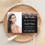 Cartão Postal De Anúncio Foto preta de Quinceanera rosa gold para salvar a<br><div class="desc">Adicionar uma foto de tamanho vertical. Uma cor preta de fundo,  decorada com rosa dourado falso brilho,  brilhos. Personalize e adicione um nome e os detalhes.</div>