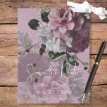 Cartão Postal De Anúncio Moderno Floral Cor-de-Rosa e Branco Salvar a Data<br><div class="desc">Esta design é moderna e romântica,  com um belo fundo de massa empoeirada enfumaçado rosa pontilhado com prata. Um lindo spray floral tridimensional branco,  cor-de-rosa poeirento,  e vinho de marrom com verde adiciona um toque final. Criado pela imprensa simplesmente de farmácia.</div>