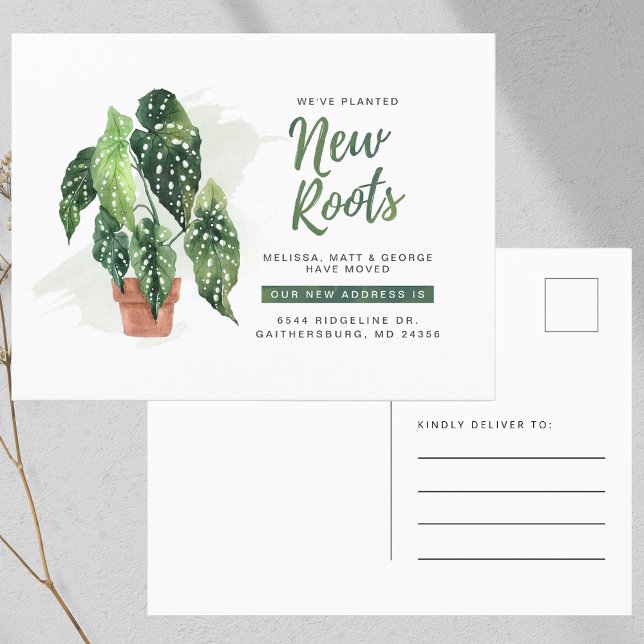 Cartão Postal De Anúncio Mudamos de Endereço em Movimento (We've Moved Change of Address Moving Announcement Postcard)