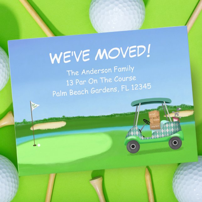Cartão Postal De Anúncio Nós movemos o carrinho de golfe com caixas móveis  (Tee up for this fun moving announcement that features a golf cart with moving boxes. )