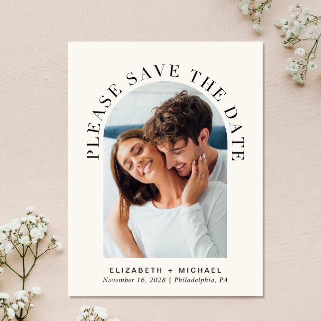 Cartão Postal De Anúncio O Creme Do Arch De Fotografia Elegante Salva A Dat (Celebrate your love story with a save the date showcasing your photo in an elegant arch frame)