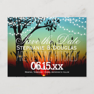 Cartão Postal De Anúncio Rustic String Lights Sunset Save Date Postcard
