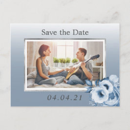 Cartão Postal De Anúncio Salvar data do casamento com foto floral em azul e